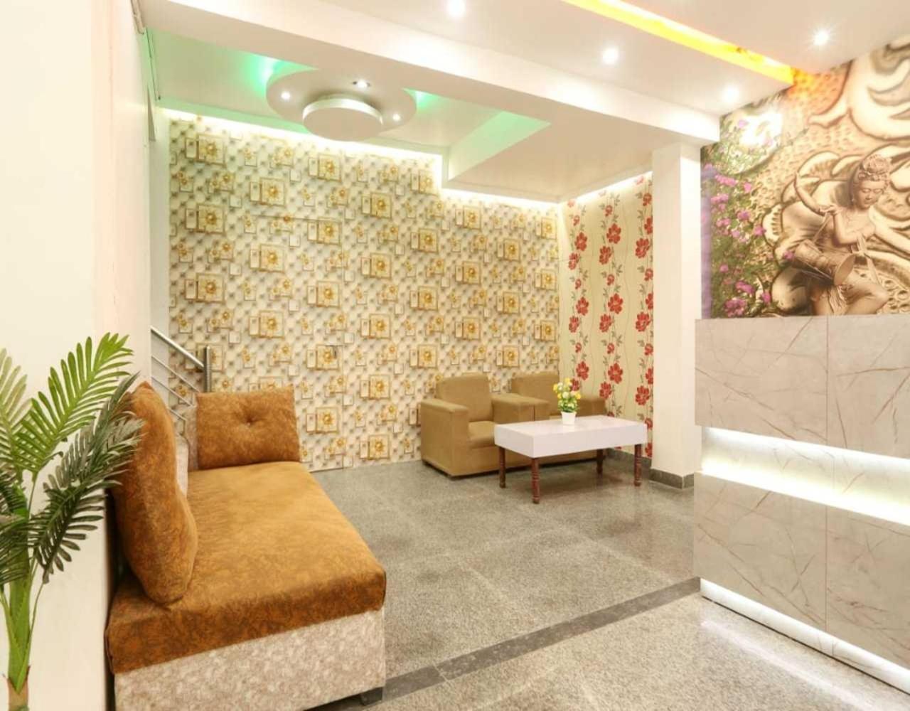 Hotel O Travel 3*