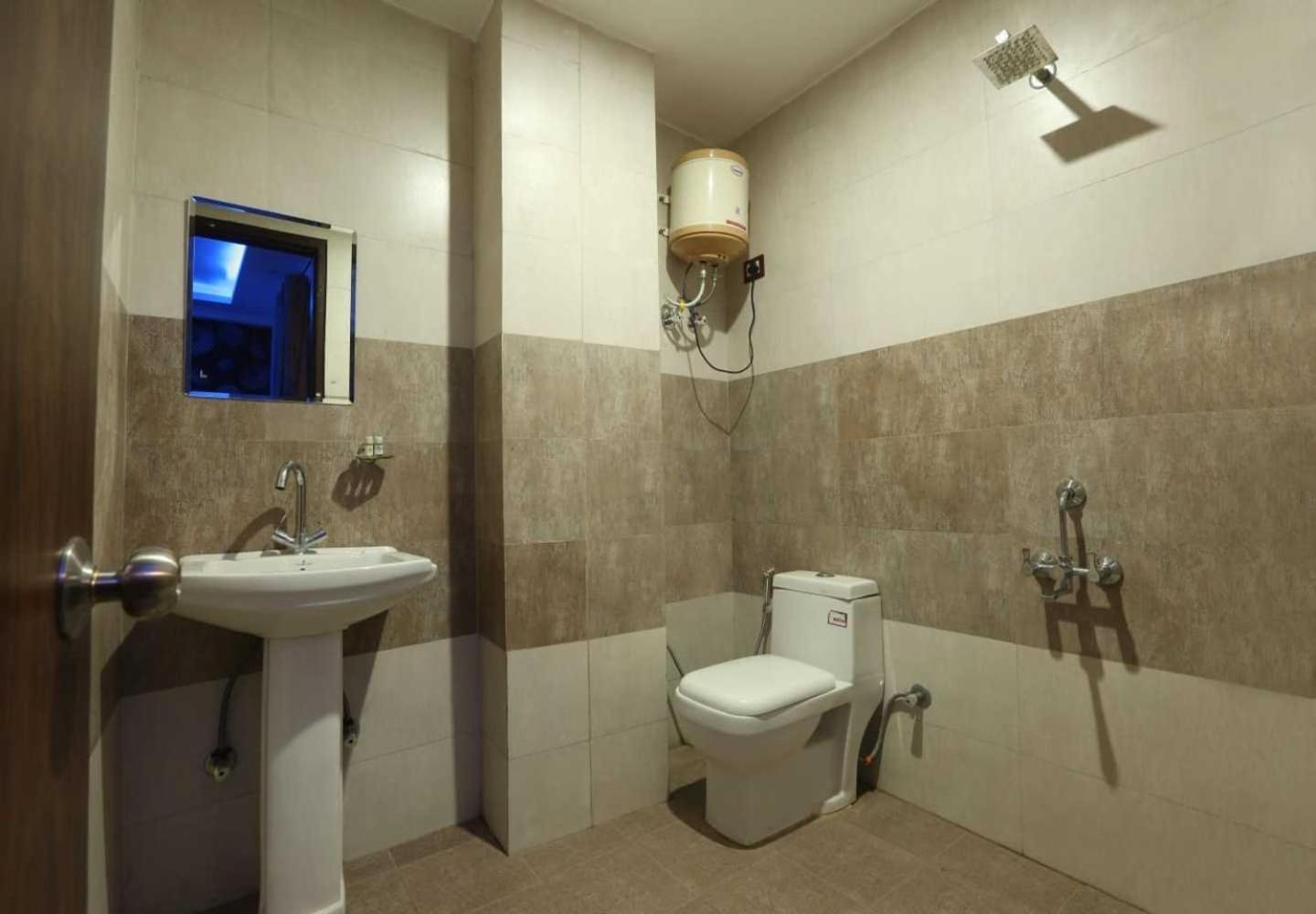 O Travel 3* New Delhi