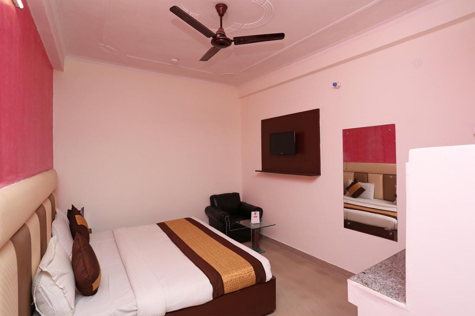 O Travel 3* New Delhi