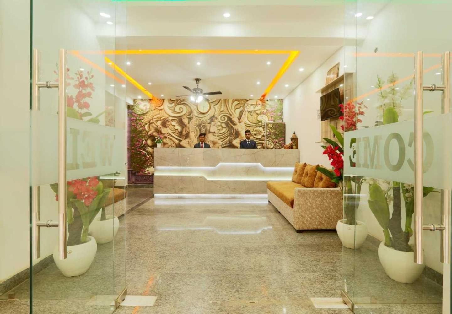 Hotel O Travel